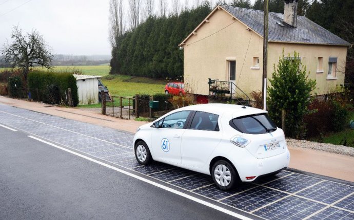 World s First Ever Road Made Out of Solar Panels Opens in France