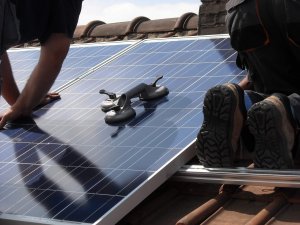 install solar panels on house