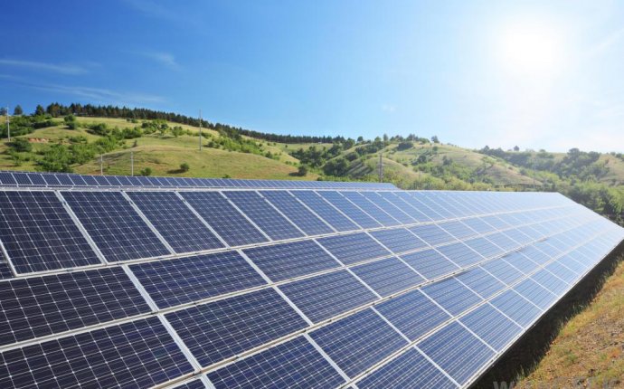 solar energy manufacturing companies